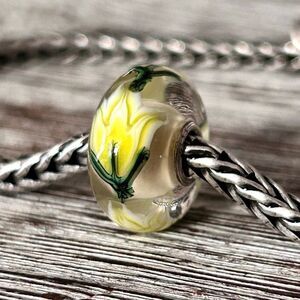 TROLLBEADS Yellow Tulip Unique LAA 925S NEW Condition! Event Only, Rare Find